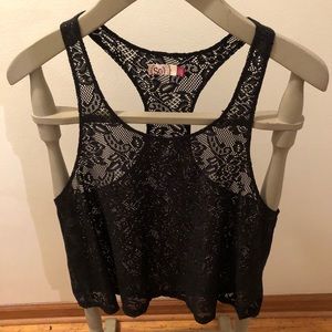 SO brand women’s black sleeveless top size XL